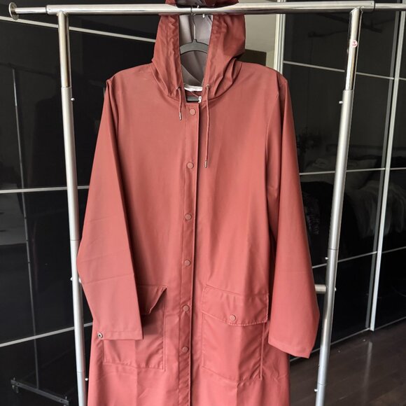 RAINS Raincoat Curve Long Belted Jacket  Maroon - Picture 12 of 14